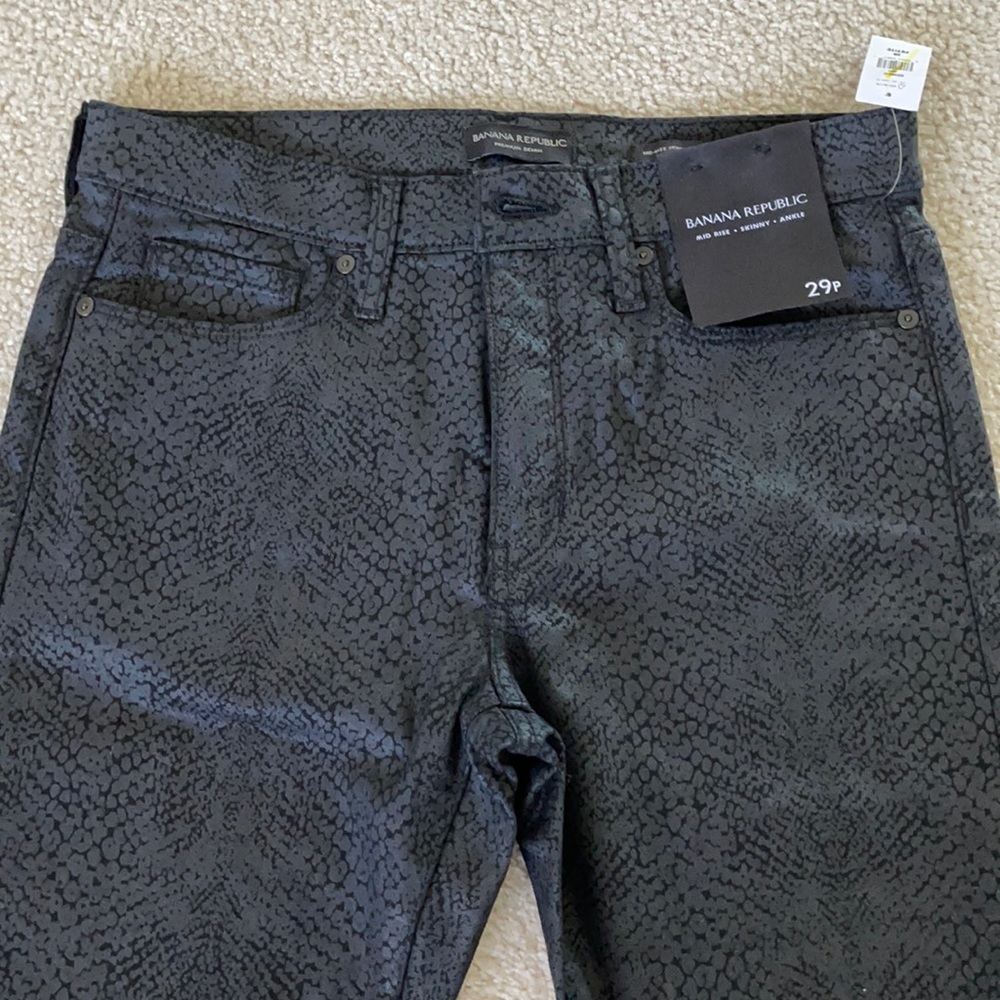 🆕Banana Republic Mid-Rise Jeans